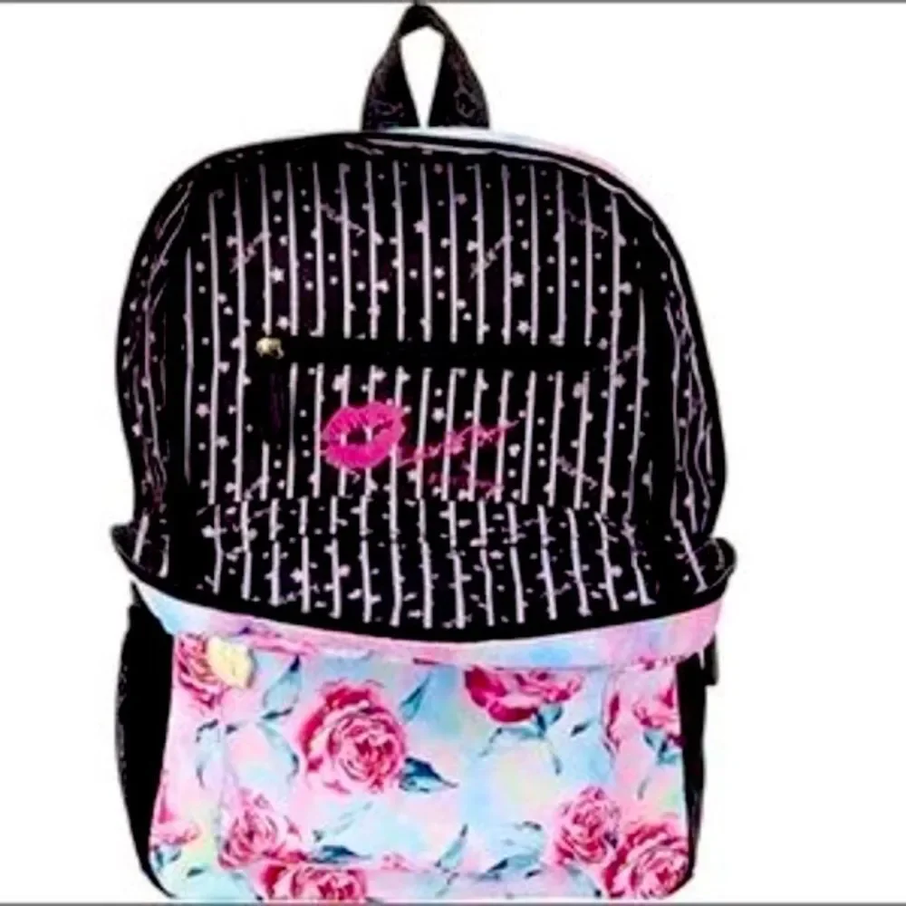 Betsey Johnson 👛betsey johnson