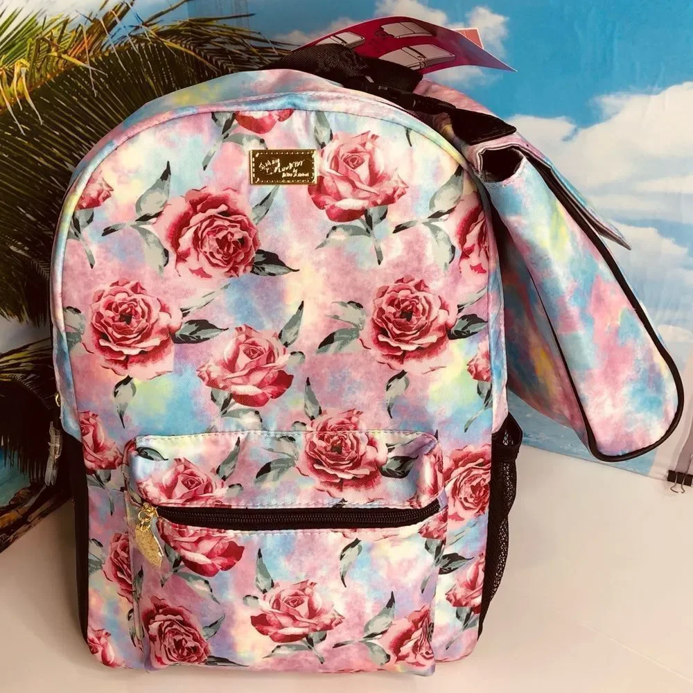 Betsey Johnson 👛betsey johnson