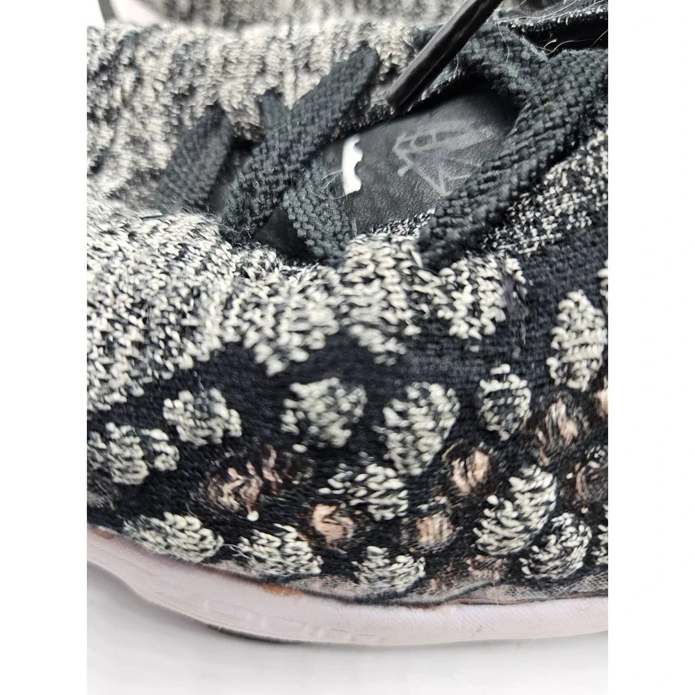 Nike lebron xvii