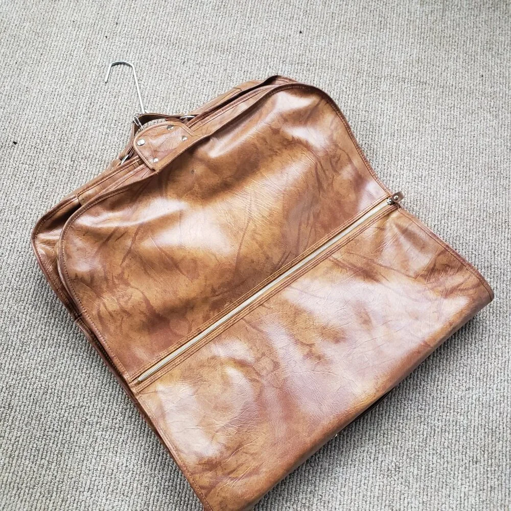 American Tourister this vintage