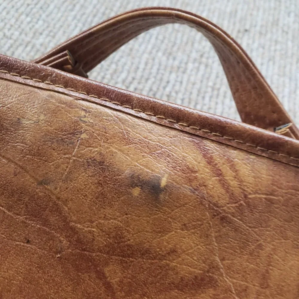 American Tourister this vintage