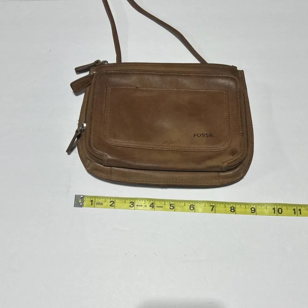 Fossil small leather