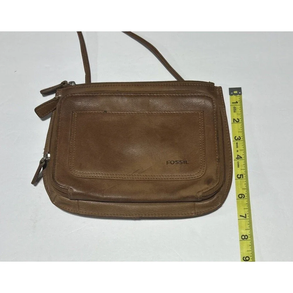 Fossil small leather