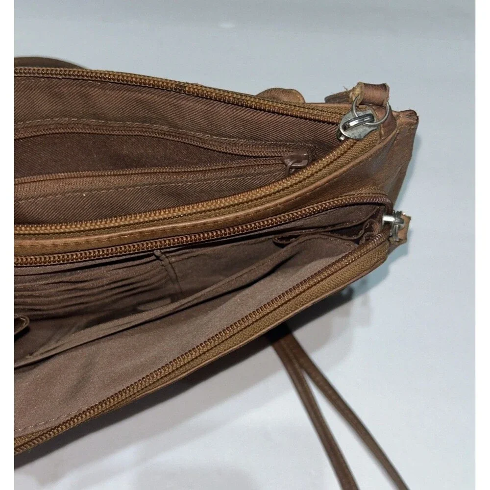 Fossil small leather