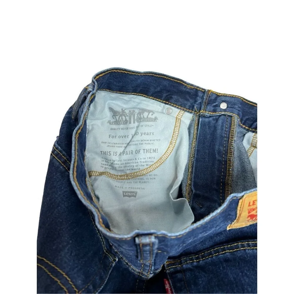 Levi’s dark wash 505 straight leg jeans 33 X 32