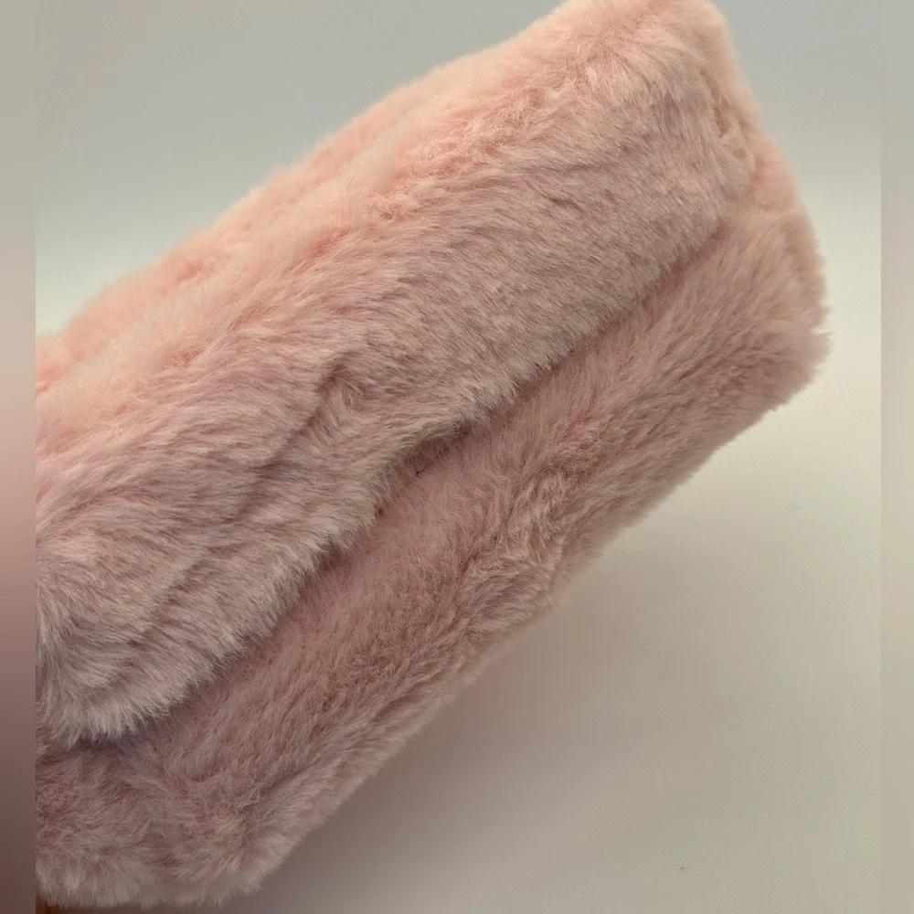 Estee Lauder plush soft