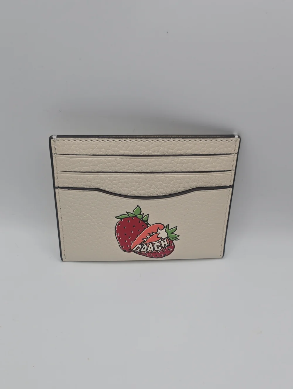 Coach Cream & Red Strawberry Logo Leather 4 Slot Card/ID Holder (NWOT)✨️🍓✨️
