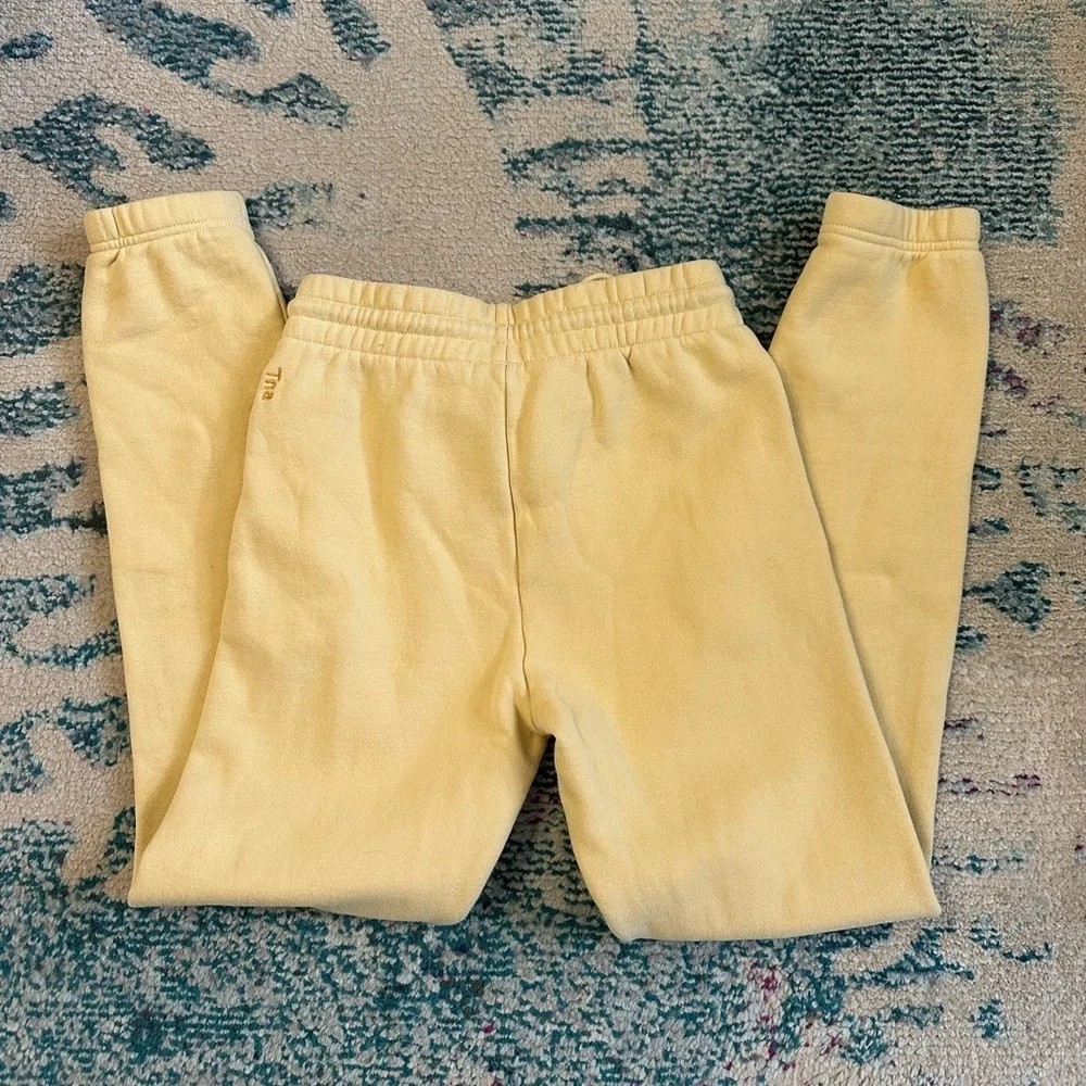 TNA aritzia soft