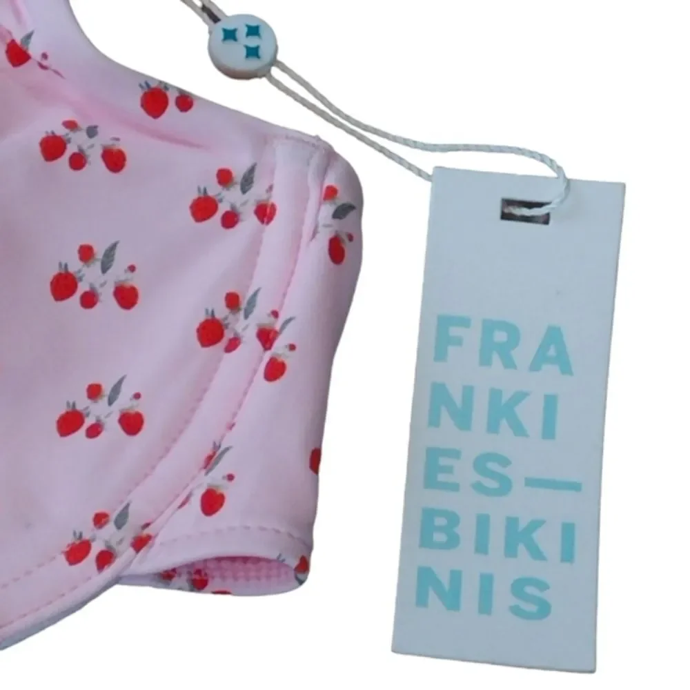 Frankies Bikinis underwire support