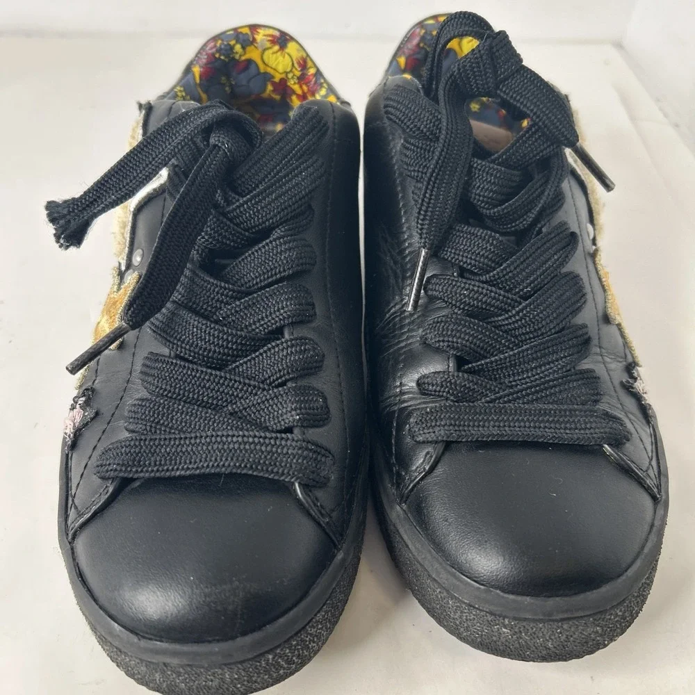 Coach product pair