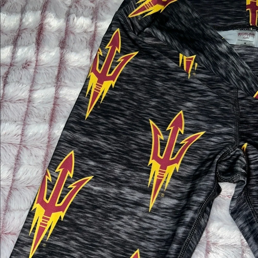 Sideline Apparel these leggings