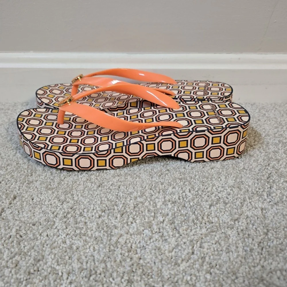 Tory Burch Cutout Curved Wedge Flip‎ Flops Fresh Melon Ballet Pink Octagon Used
