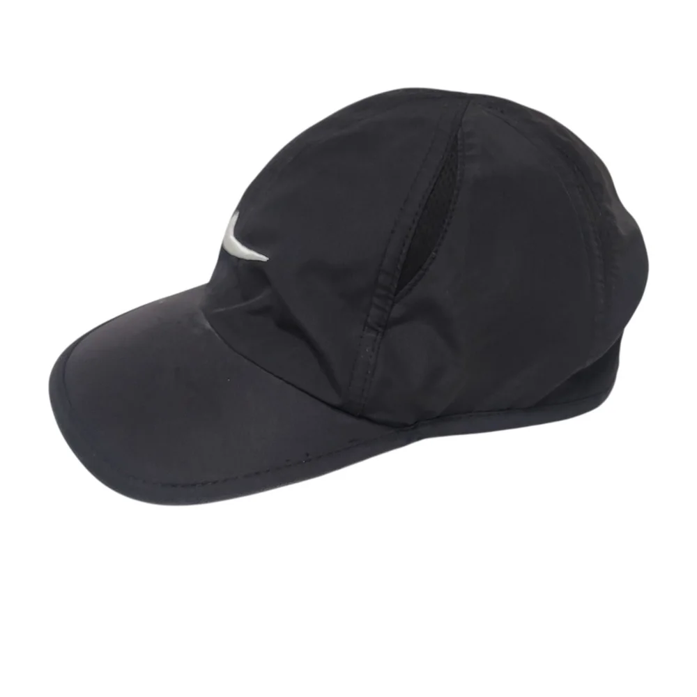 Nike this featherlight