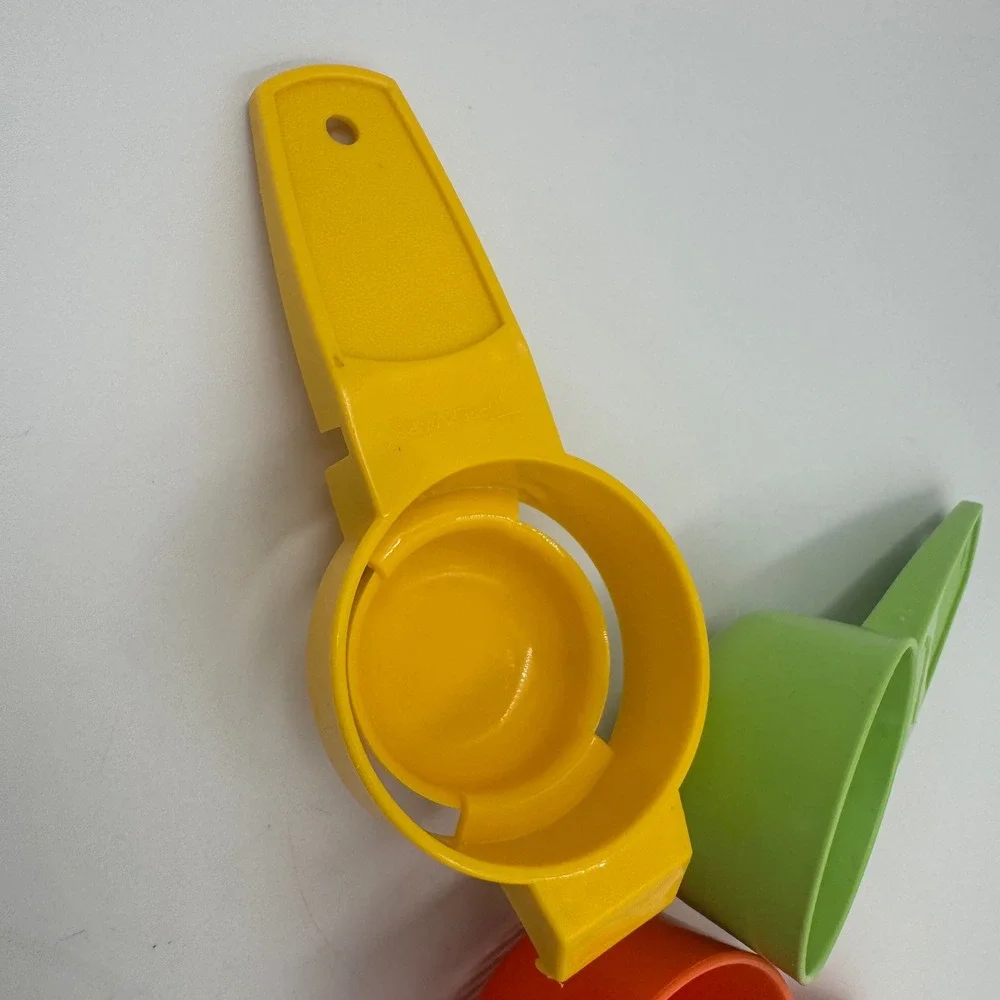 Tupperware type food