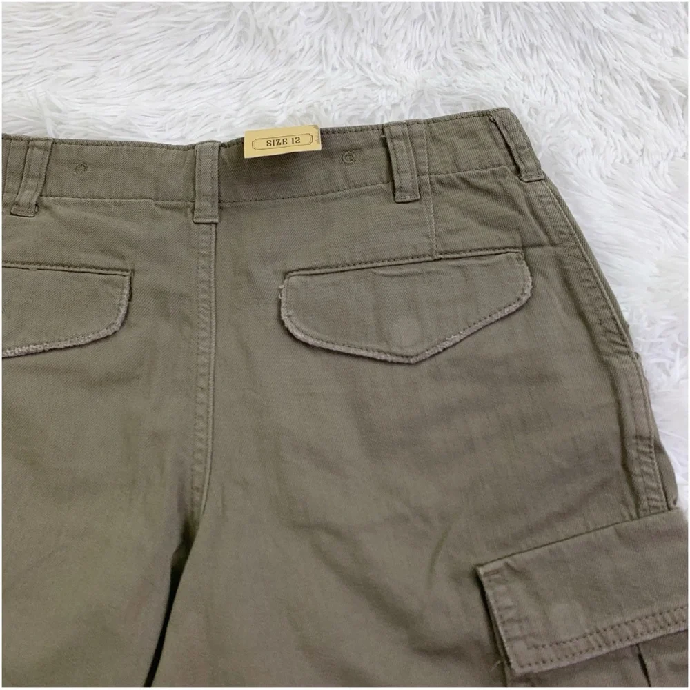 Ralph Lauren cargo pockets