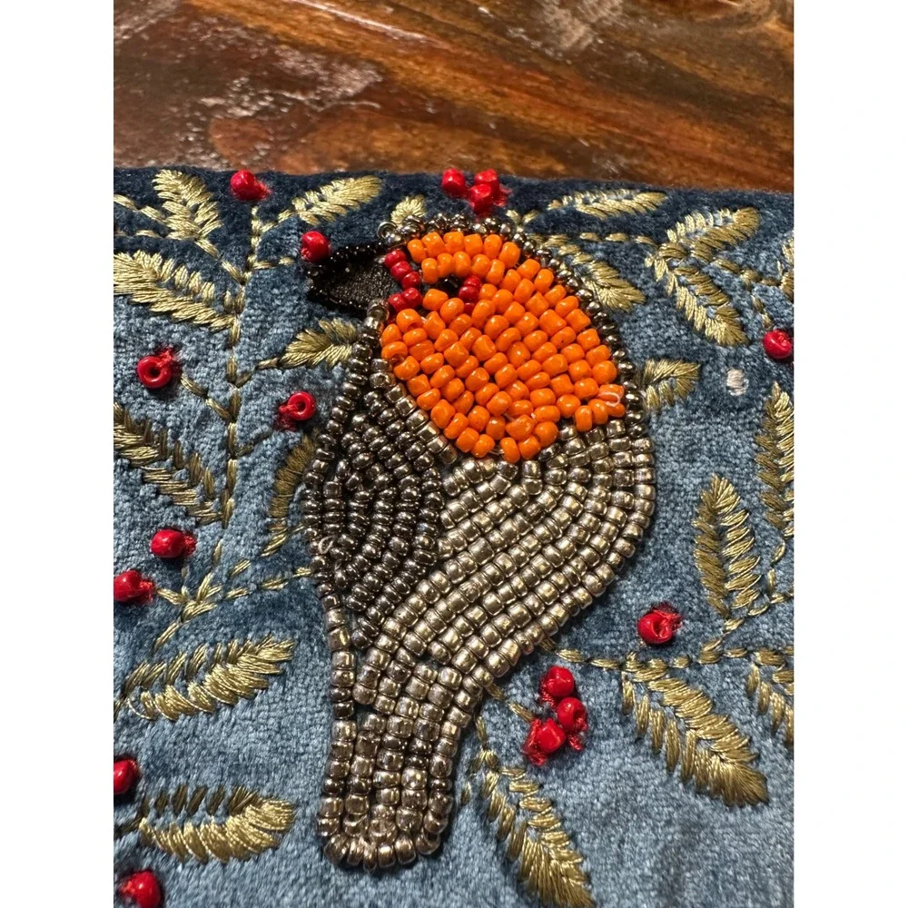 Pom Dusky velvet jewelry