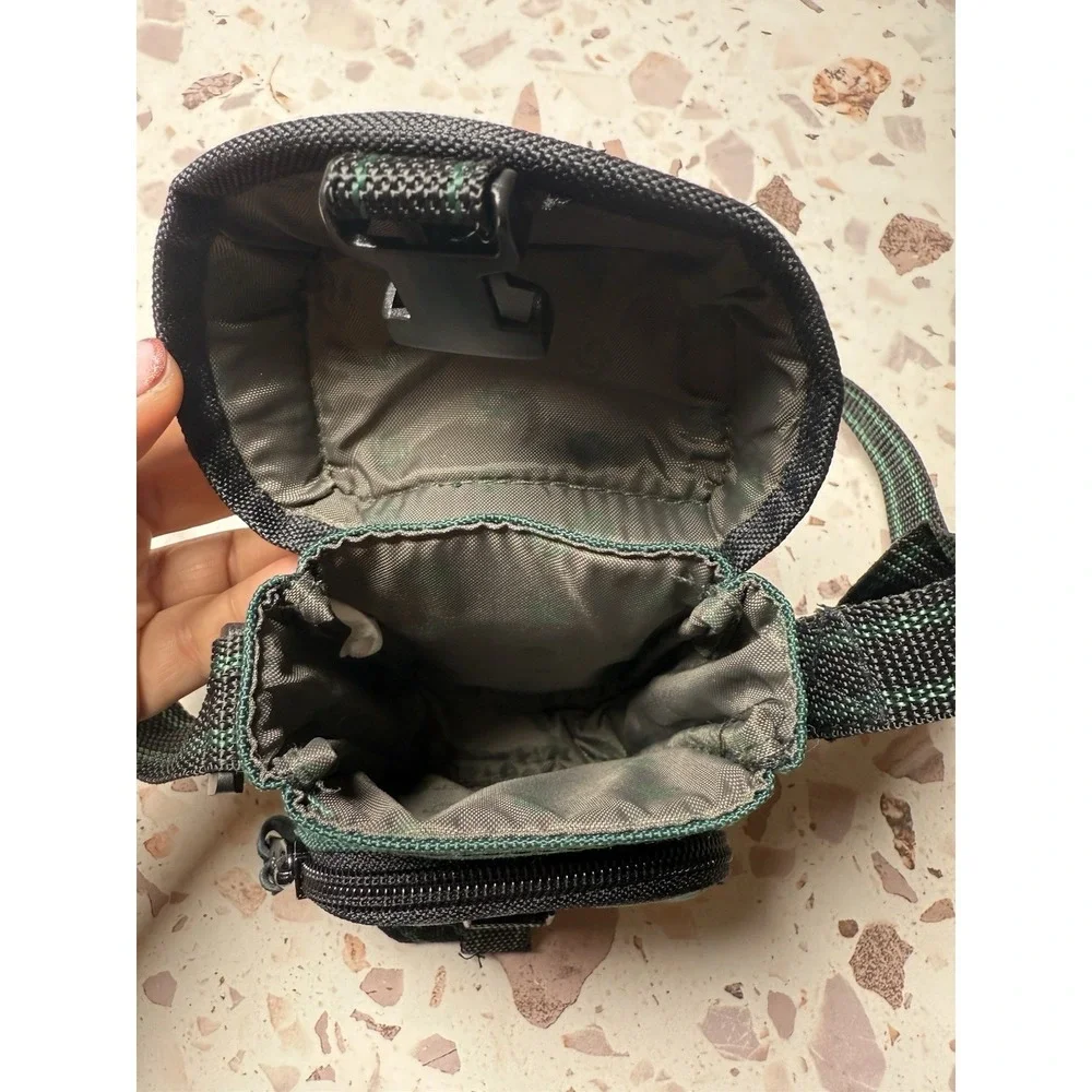 Samsonite small camera