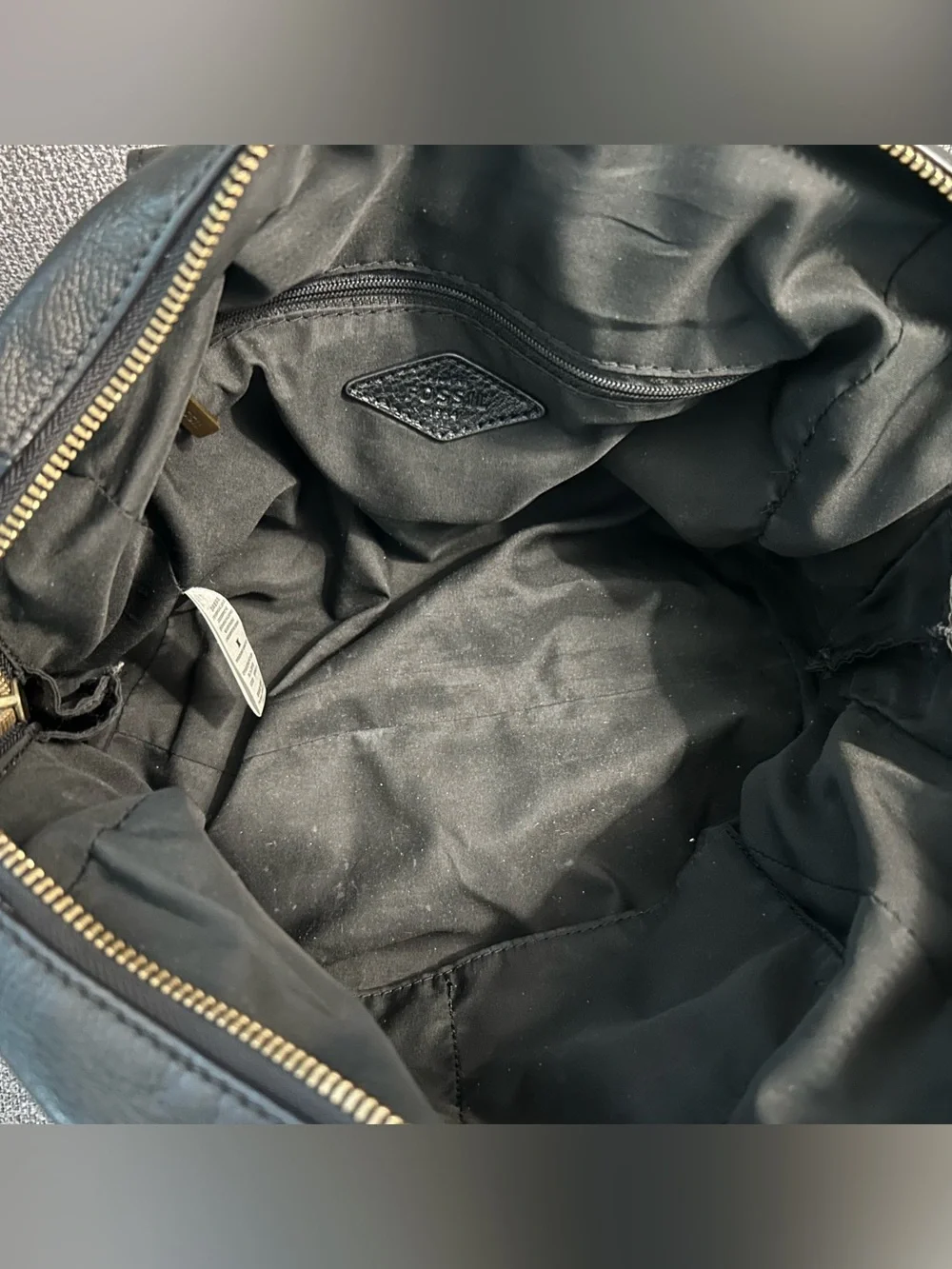 Fossil sydney black