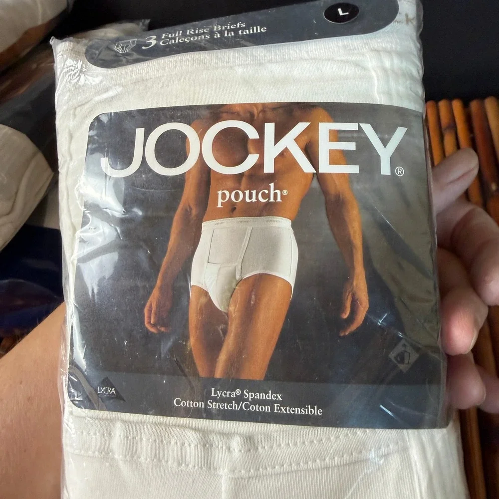 Jockey pouch full