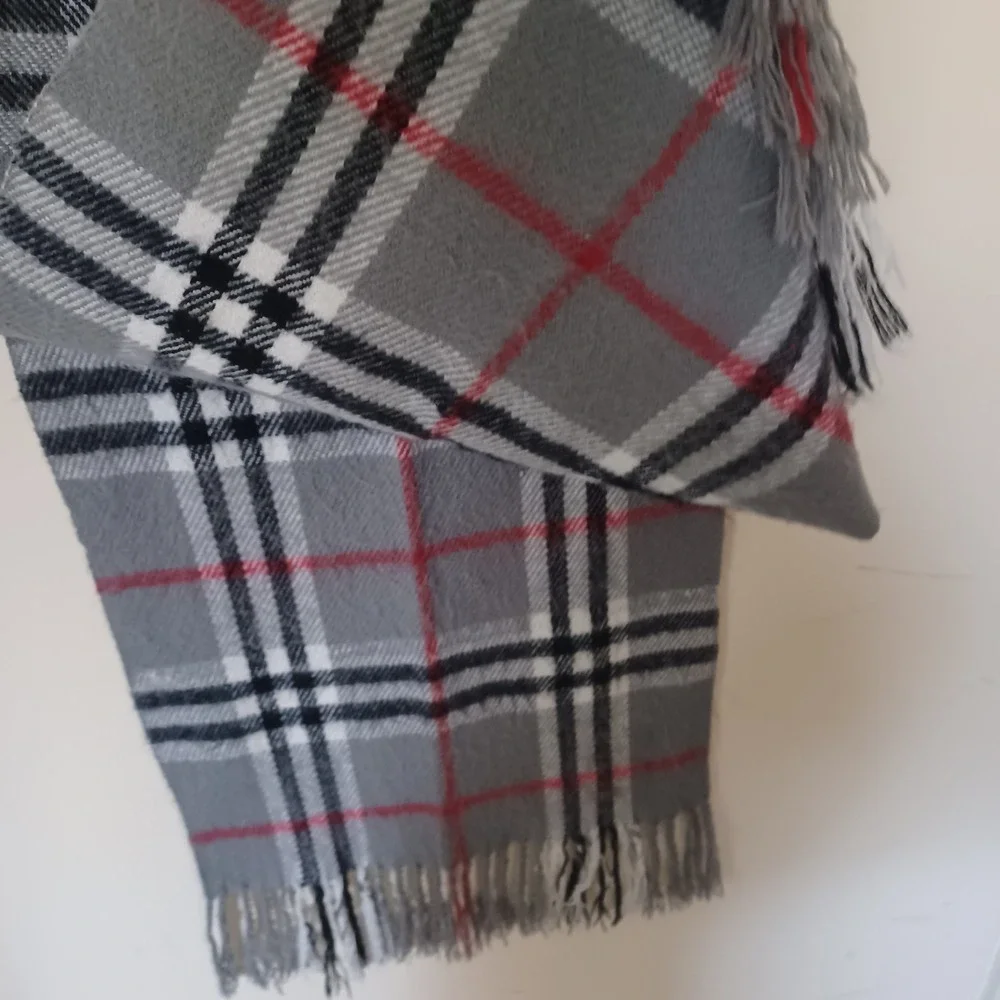 Gray Plaid Fringe Unisex Scarf‎ Winter Wrap Classic Preppy Heritage Cozy 66x12