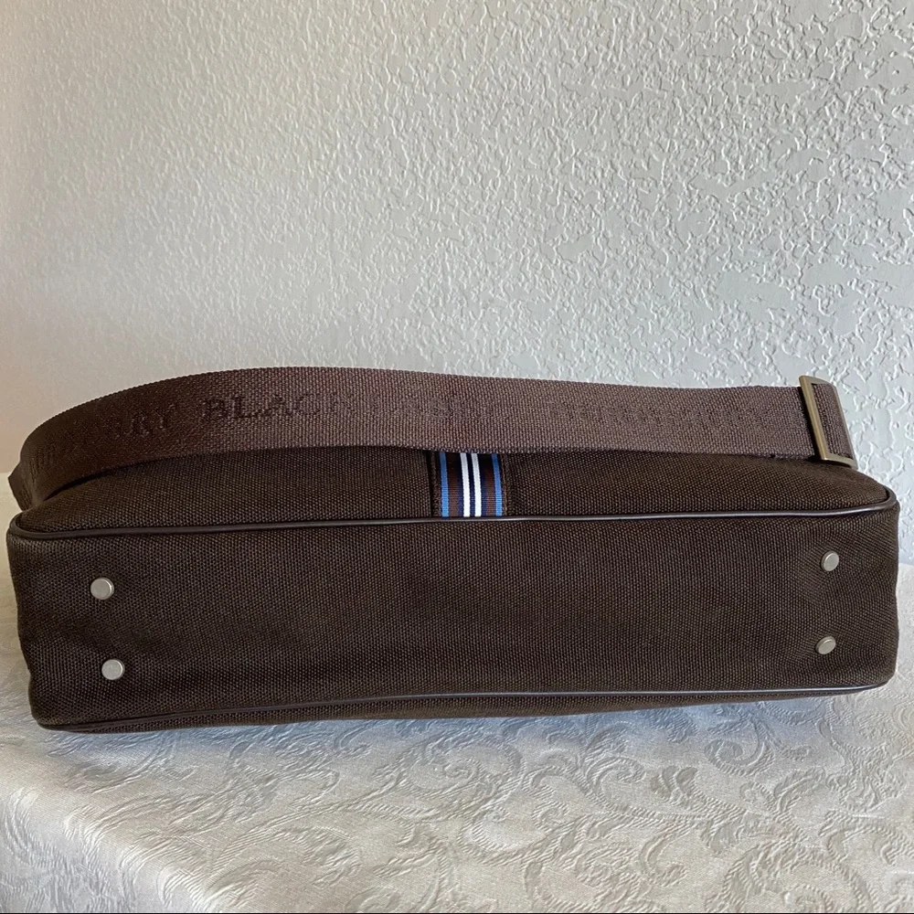 Burberry excellent approximately