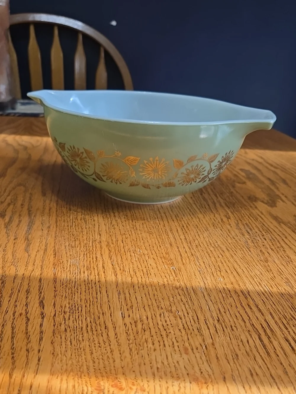 Pyrex Pale Green Gold Medallion 443 Cinderella Bowl