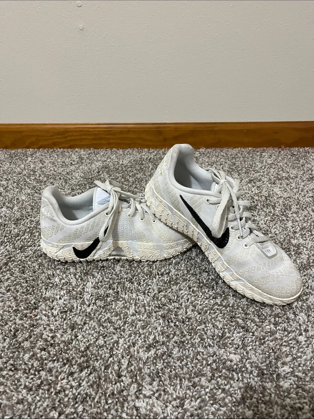 Nike kids Ja 3 size 4