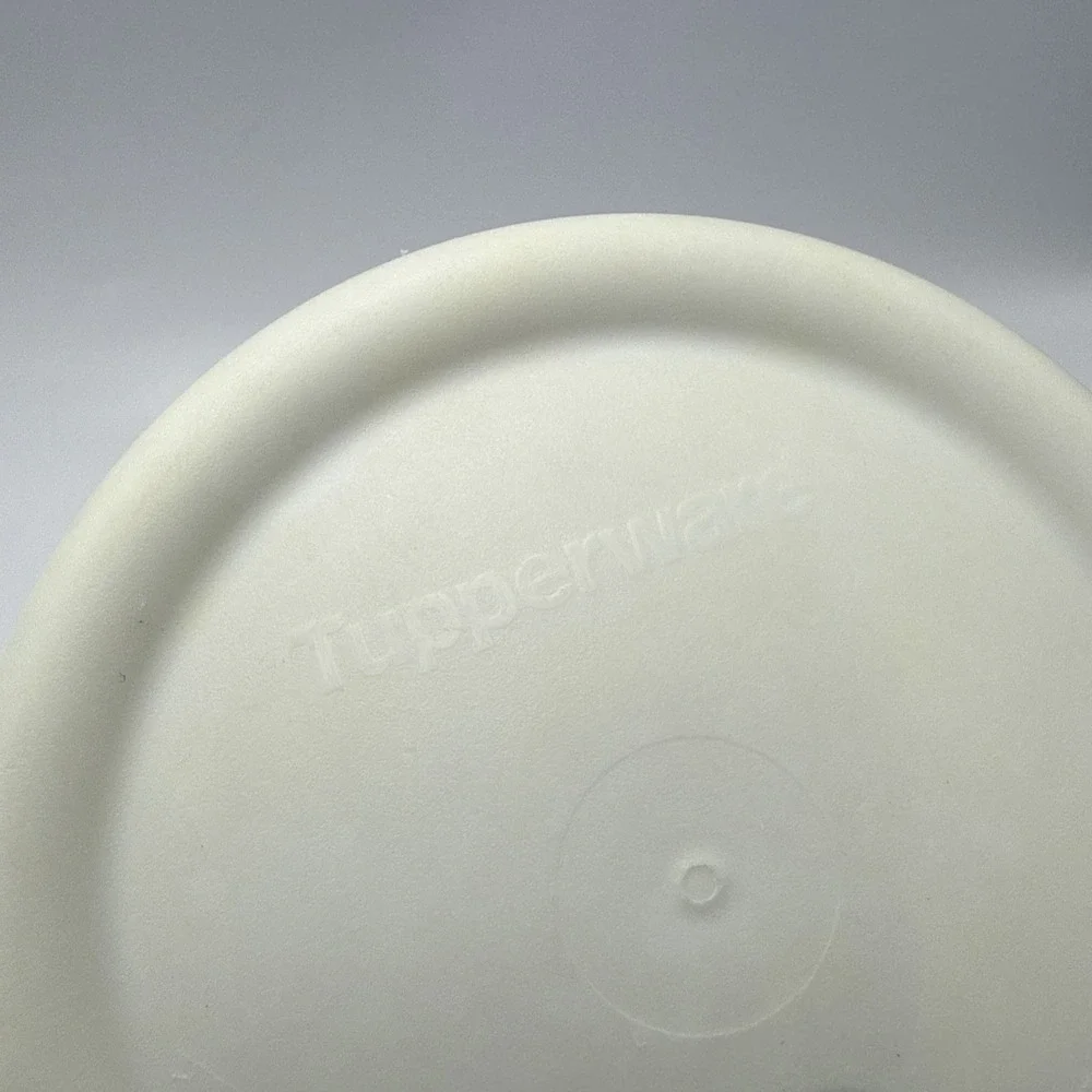 Tupperware 24oz blue