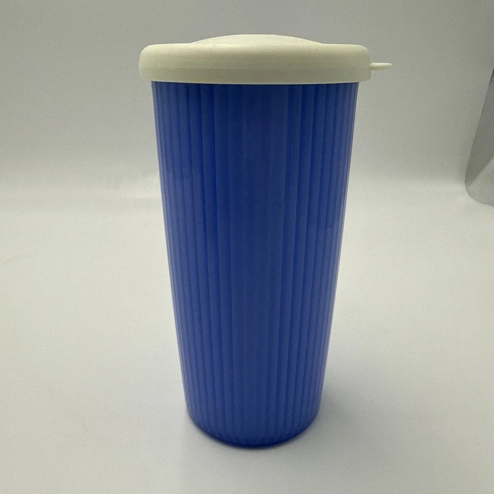 Tupperware 24oz blue