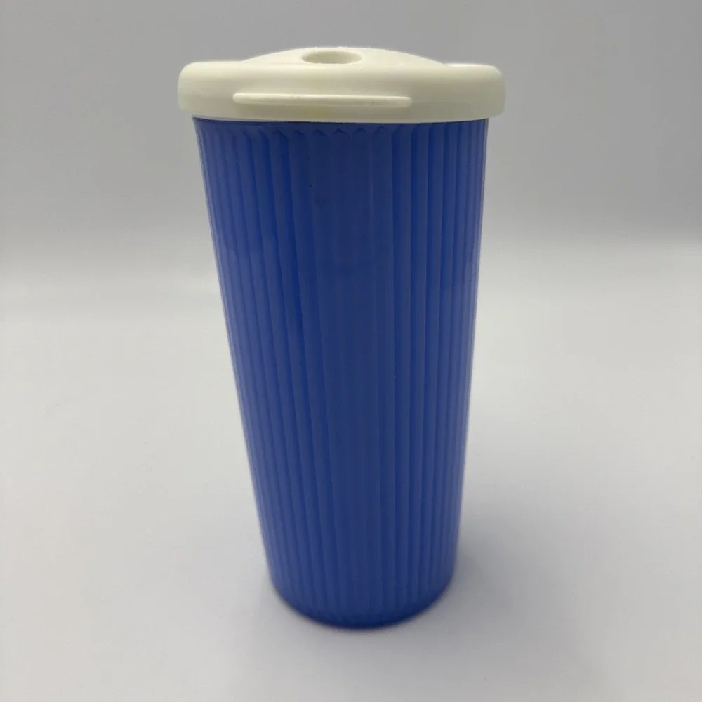 Tupperware 24oz blue