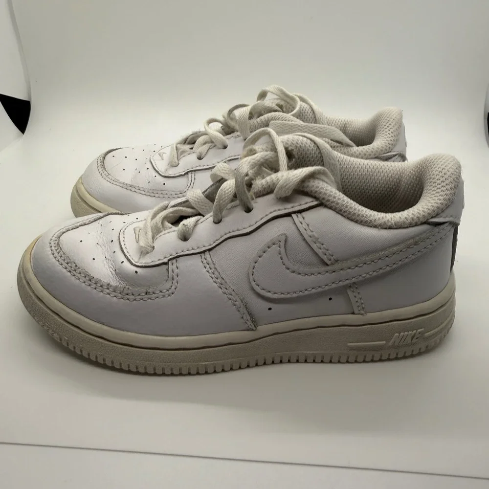 Nike iconic air