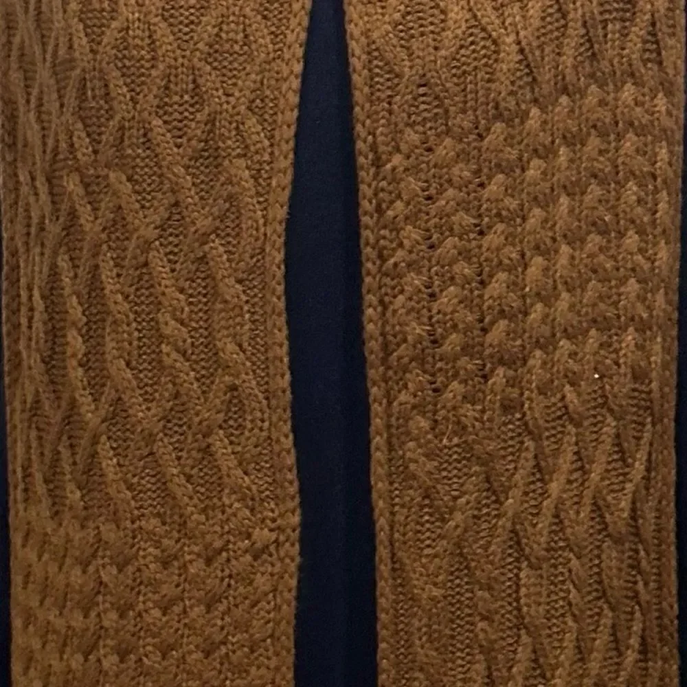 MICHAEL KORS Women’s Access Striped Cable Muffler 76”X 11”