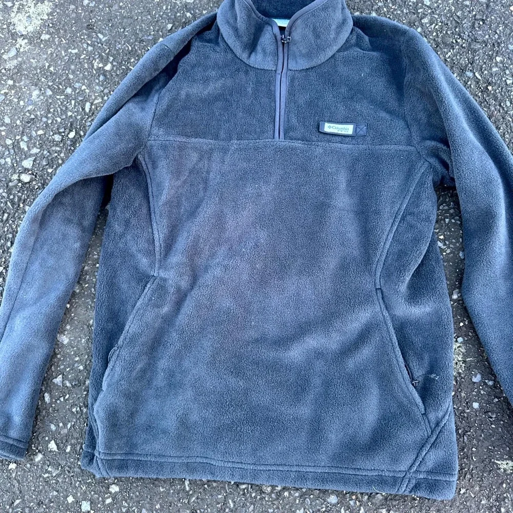 Columbia men steens