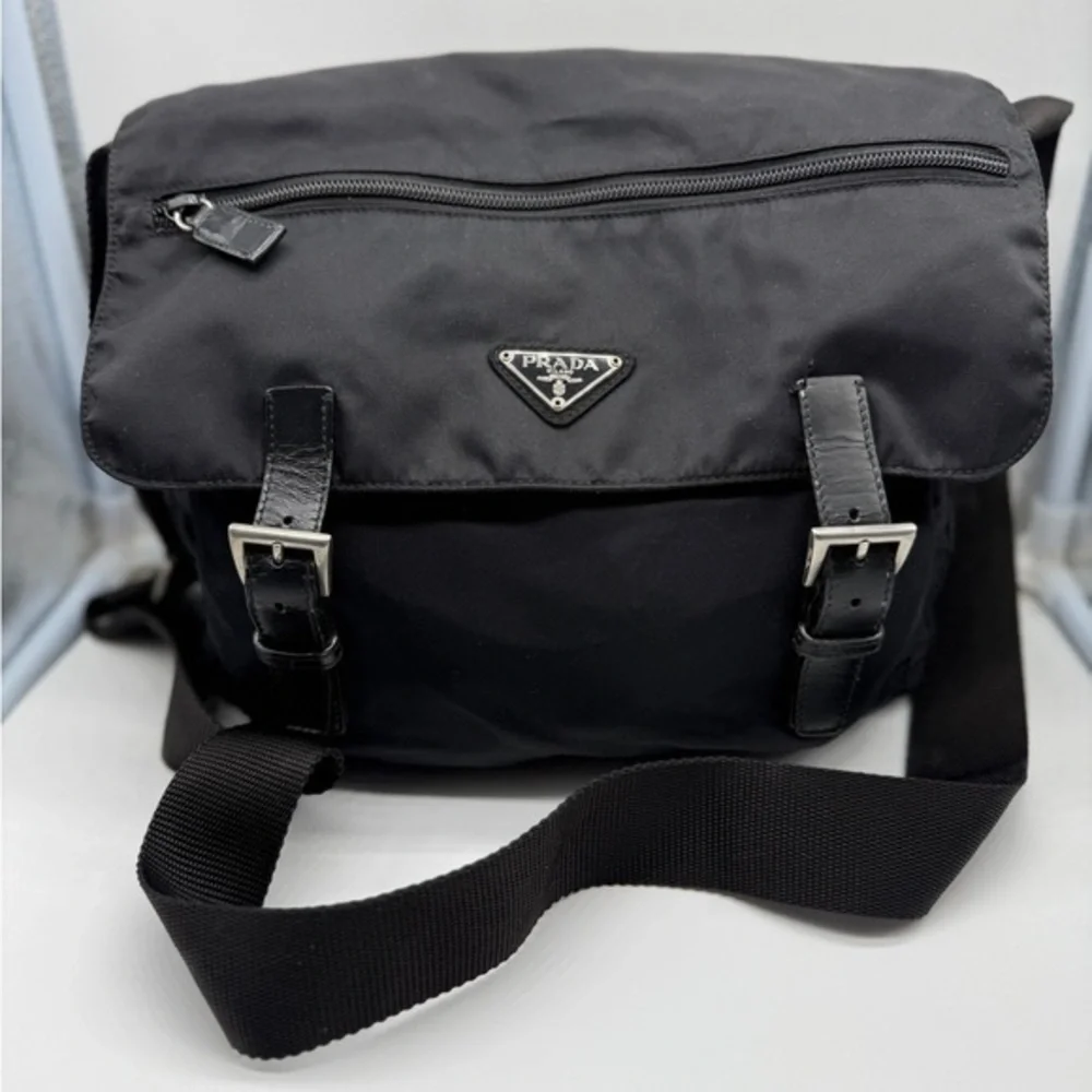 Prada Black Nylon Messenger Crossbody Bag Authentic Logo Buckle Shoulder Satchel
