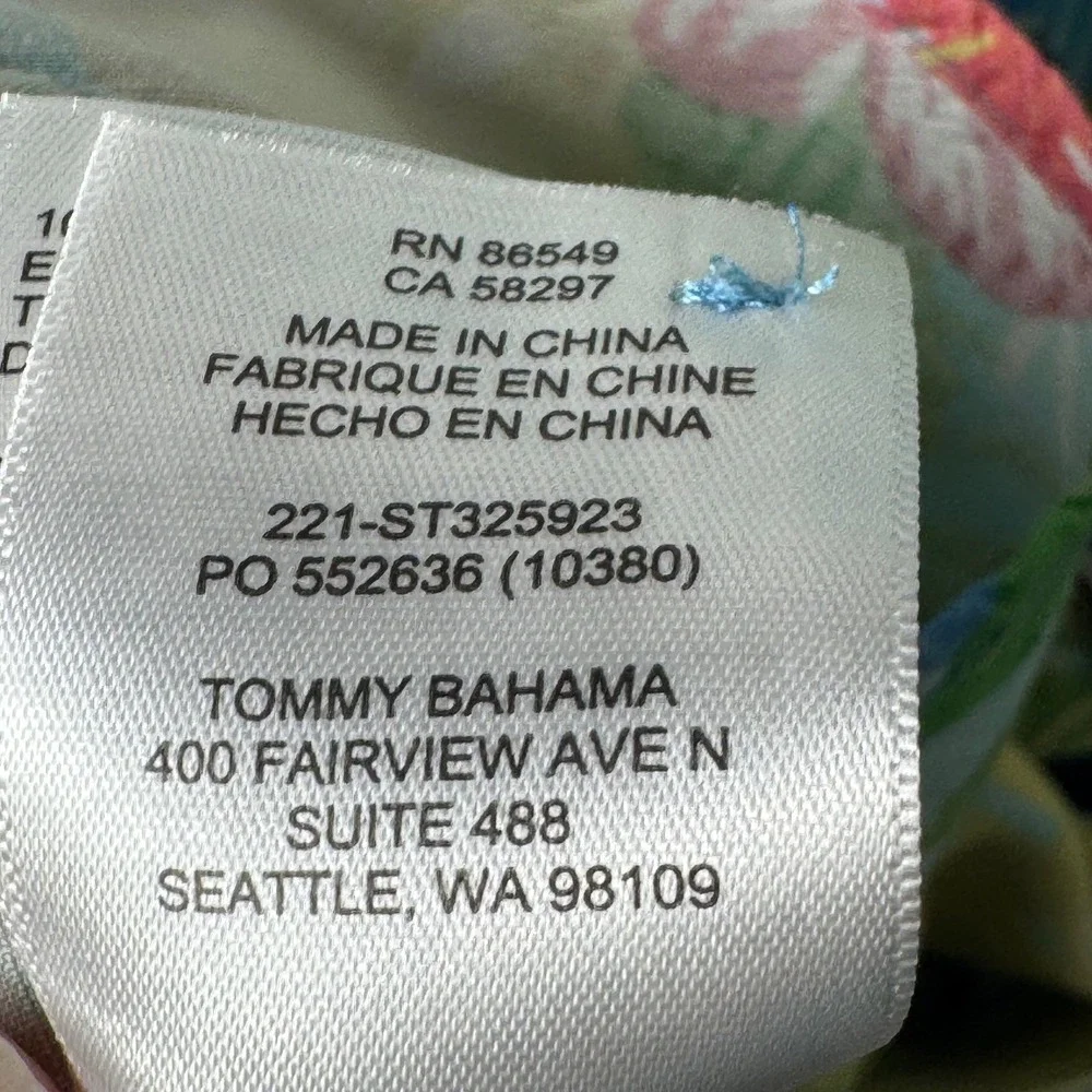 Tommy Bahama Button Up Shirt Mens M Blue Tropical Toucan‎ Veracruz Cay ST325923