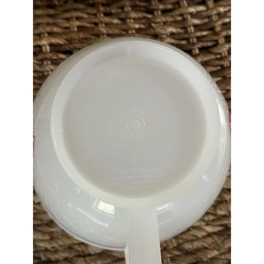 VTG MCM Tupperware Mix N Store Measuring Pitcher Batter Bowl 8 Cup 2 Quart NoLid