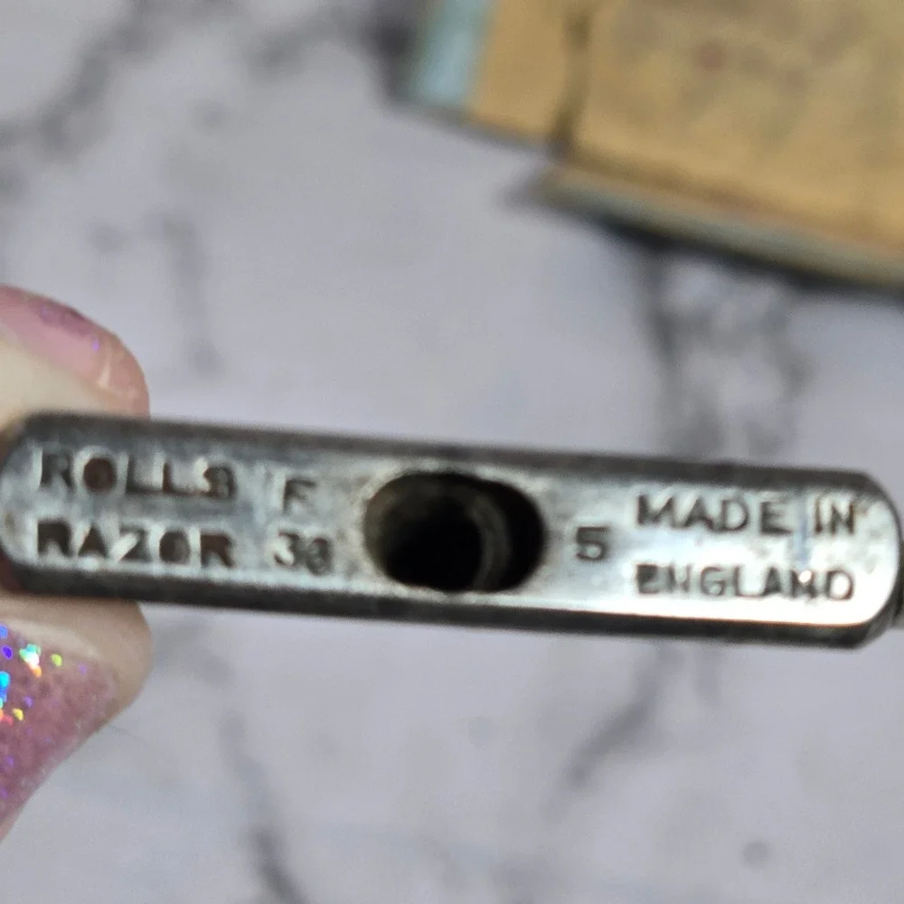Vintage‎ Rolls Razor Safety Razor Set Made in England Shaving Kit Accessories