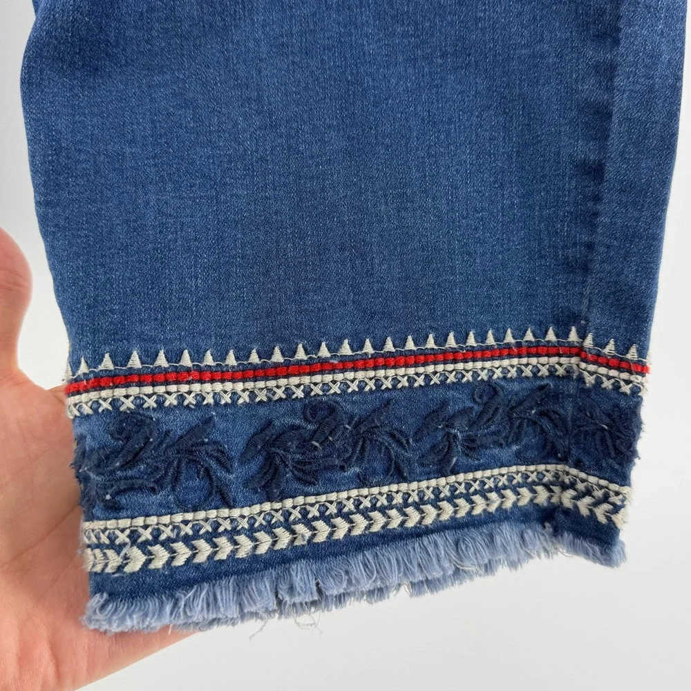 Avenue denim crop