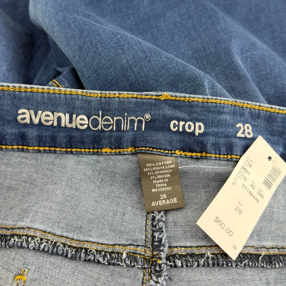 Avenue denim crop