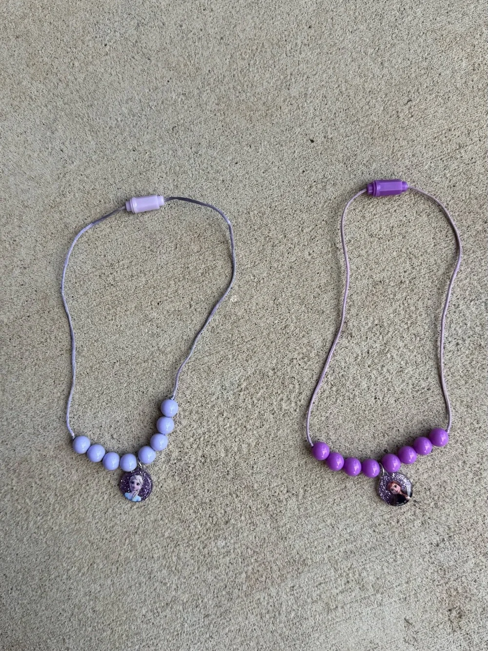 Disney Frozen Anna and Elsa Toy Necklace