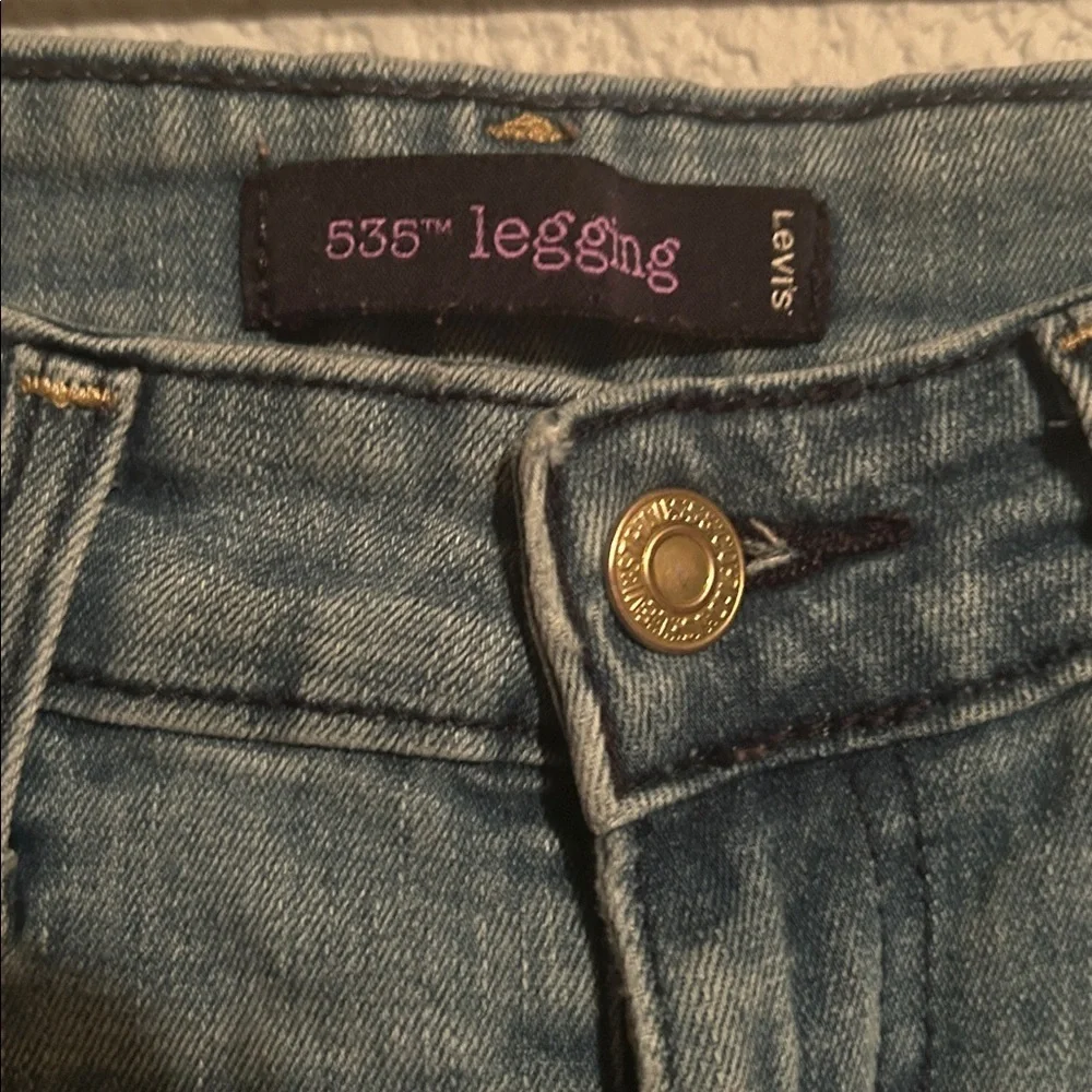 Levis chic levi