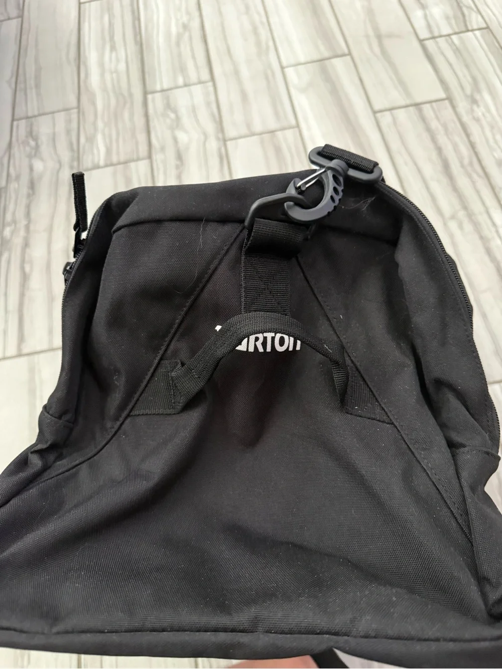 Burton duffle bag. EUC
