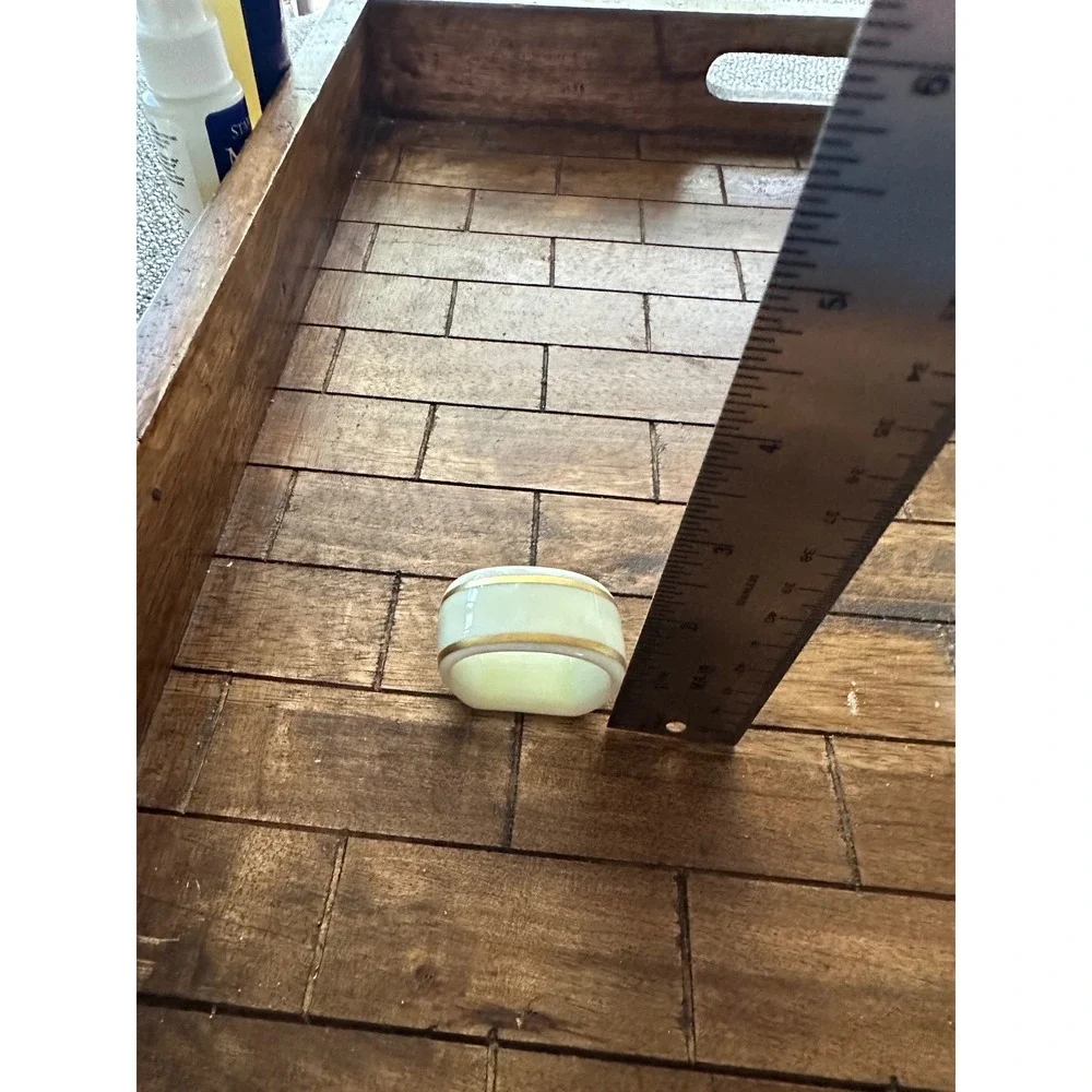 Gorham Fine China this edges providing