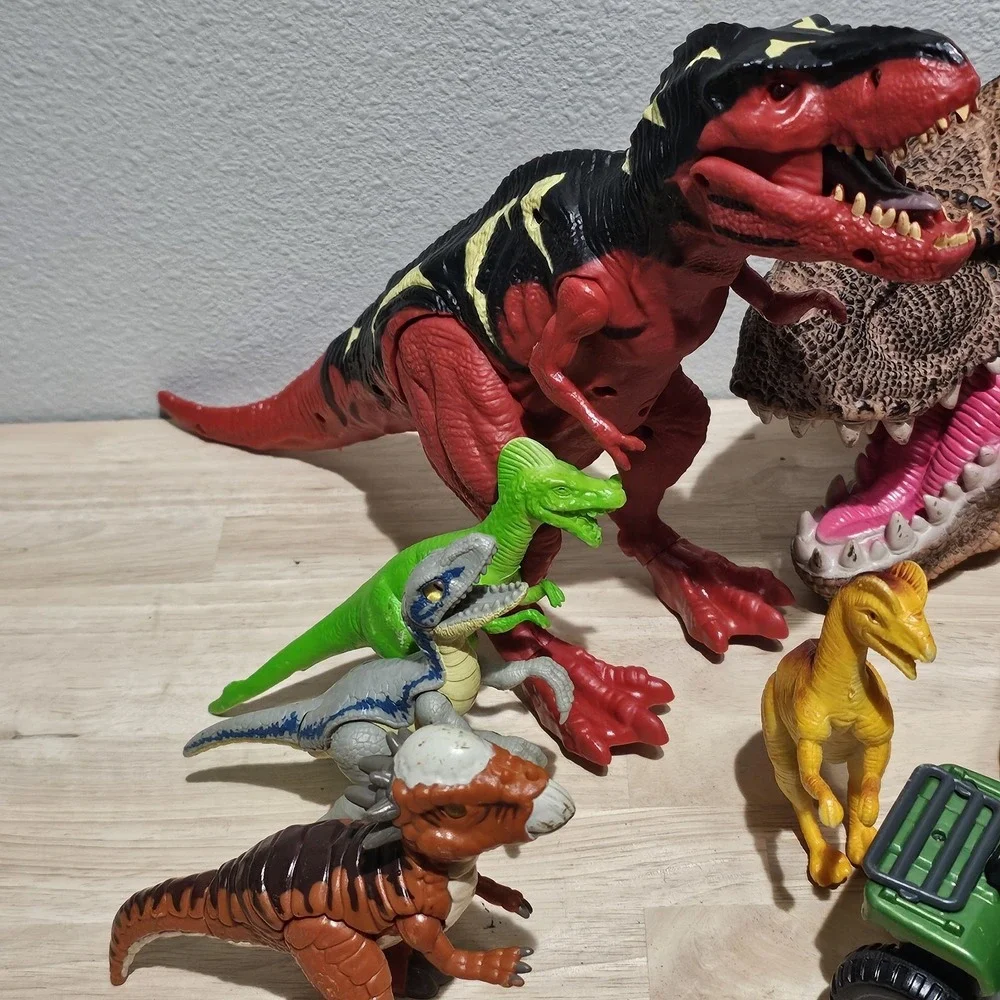 Jurassic World huge dinosaur
