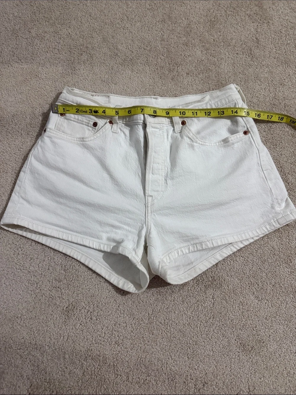 Levis white shorts