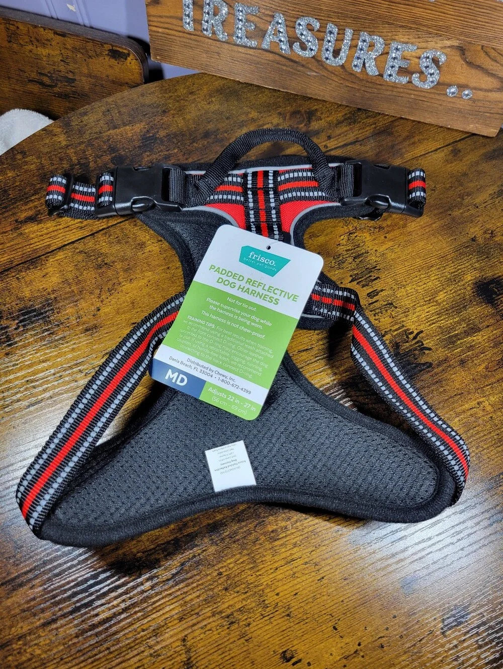 Frisco nwt size