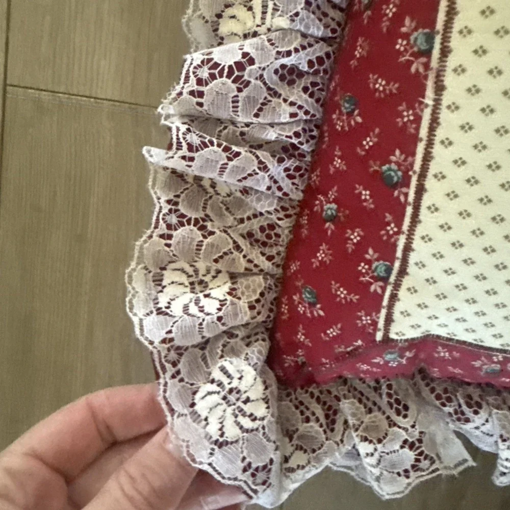 The Unbranded Brand vtg throw