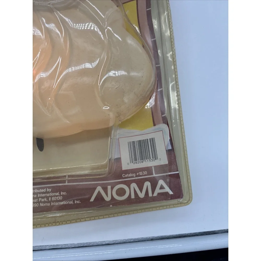 Noma retro santa