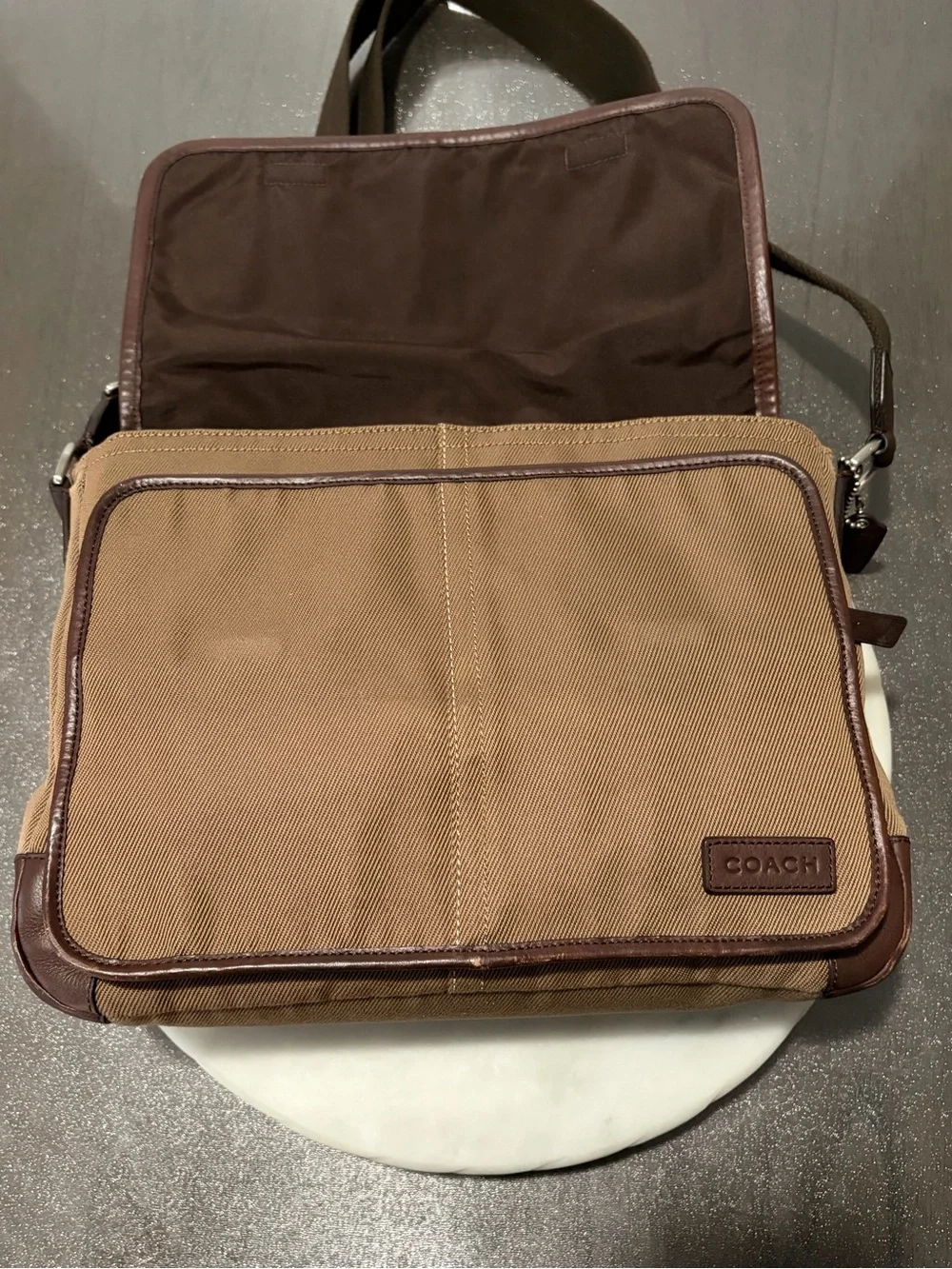 Coach essex canvas