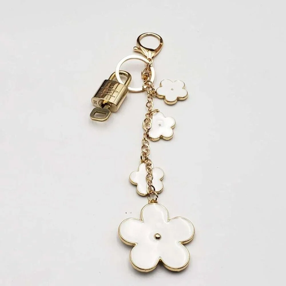 Louis Vuitton elegant flower